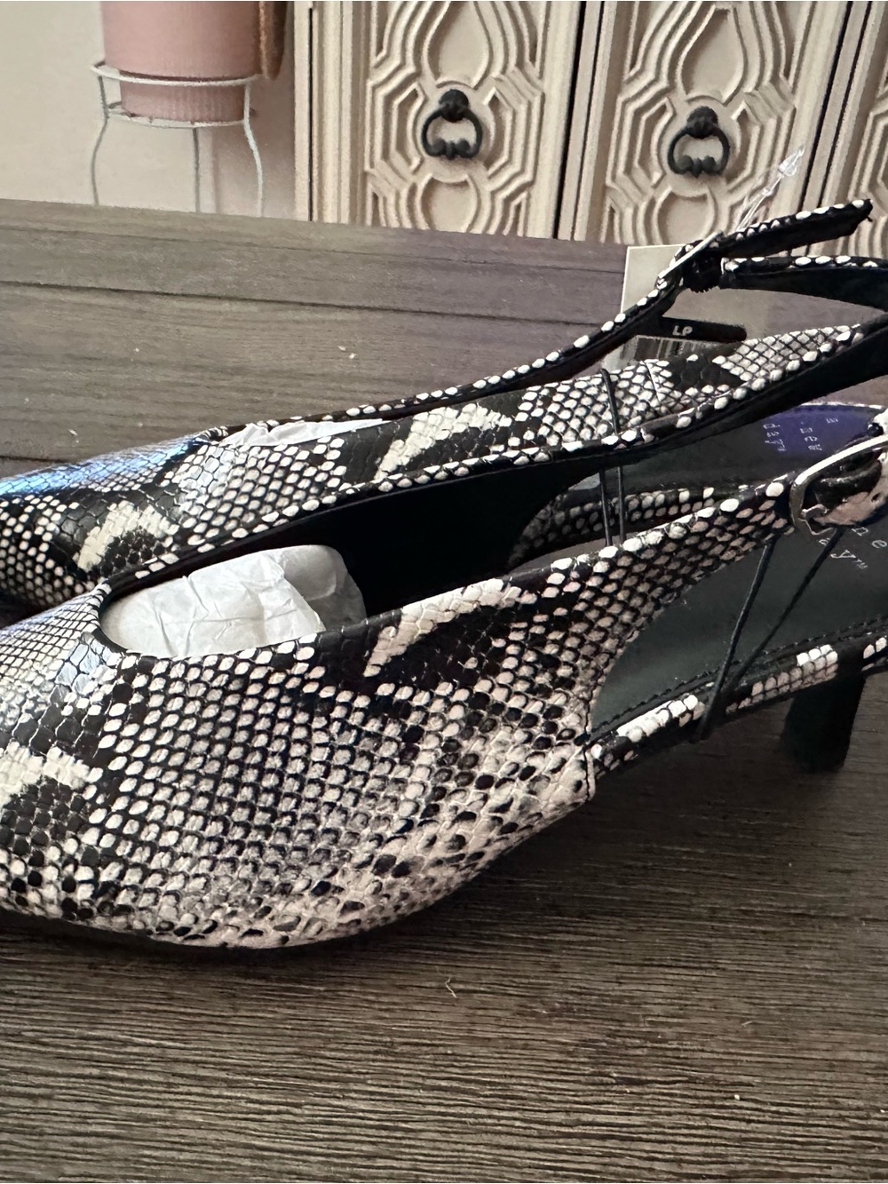 a new day Pointed Snake-Print Slingback Flats - Black & Cream - Picture 2 of 4